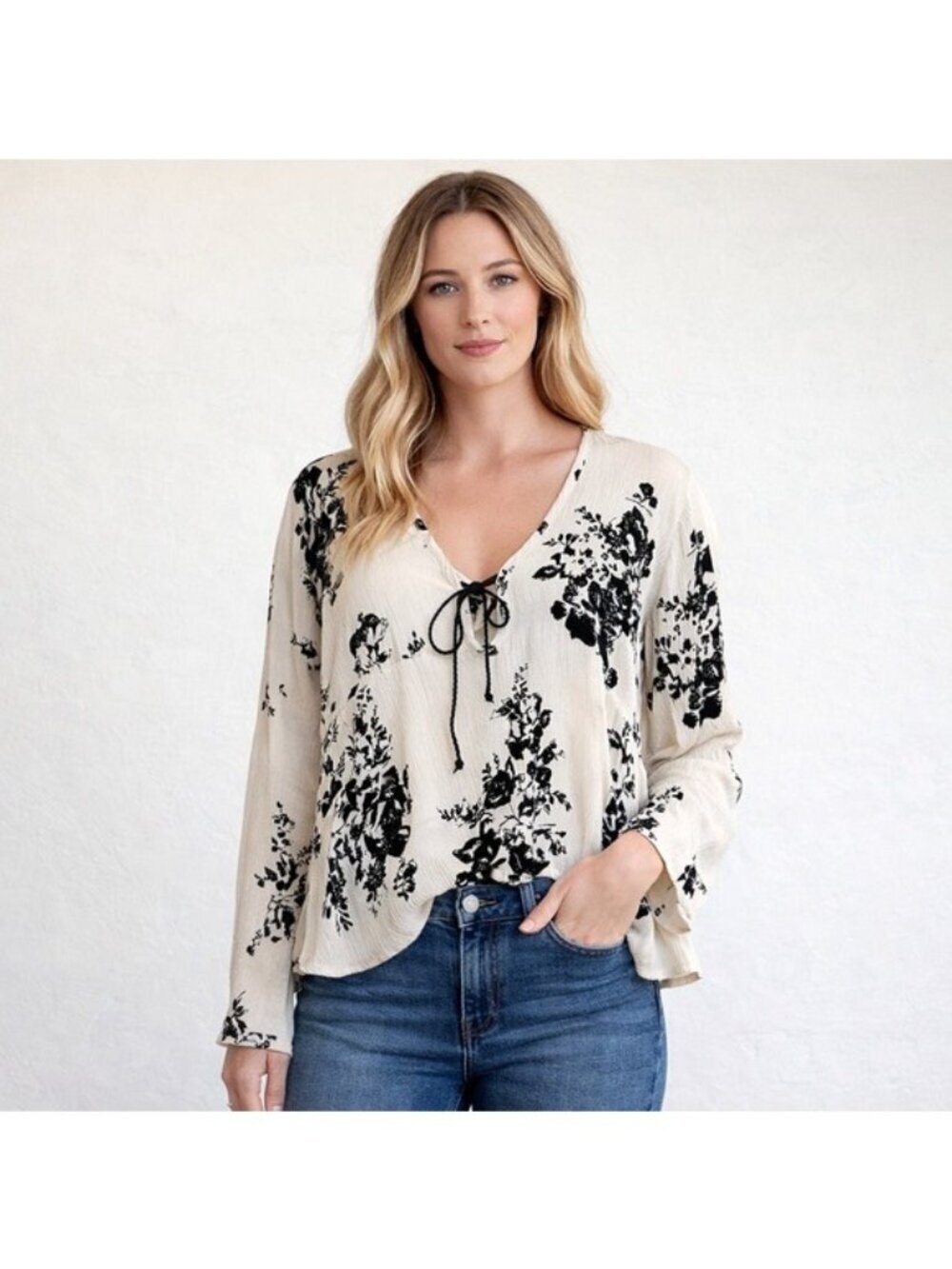 Anthropologie Lovestitch Black Cream Floral Top Sz M Boho Coquette Flowy Cotton